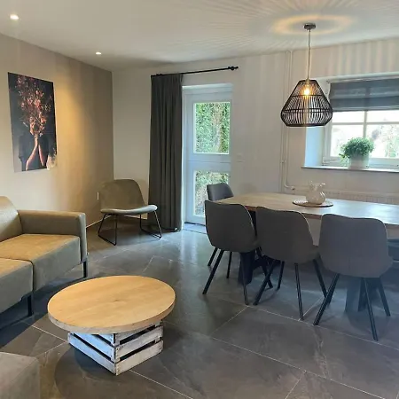 Valley View 3 Atmospheric 5 Person Near Valkenburg