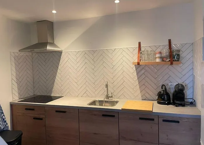 Valley View 3 Atmospheric 5 Person Near Valkenburg