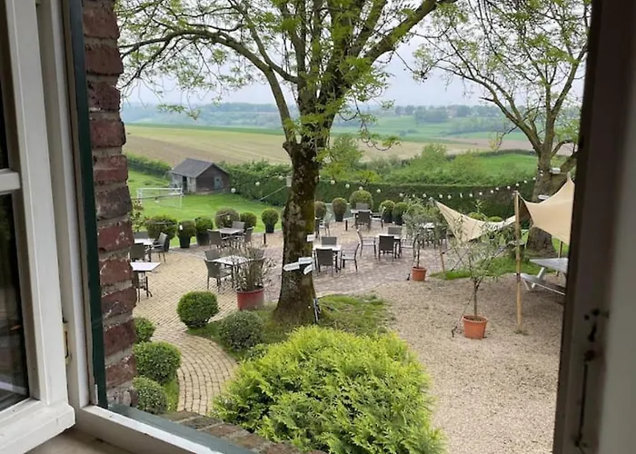 Valley View 3 Atmospheric 5 Person Near Valkenburg Voerendaal